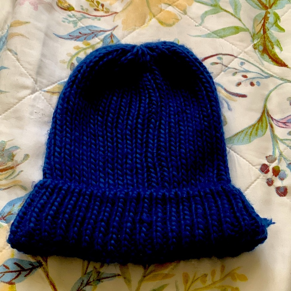 Gray & Blue knitted hat - Picture 2 of 2